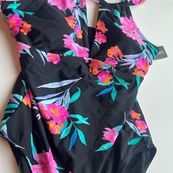 Island Escape Women's Poolside
One-Piece Swimsuit, Ocean Bloom Multi size 8 New - Picture 12 of 16